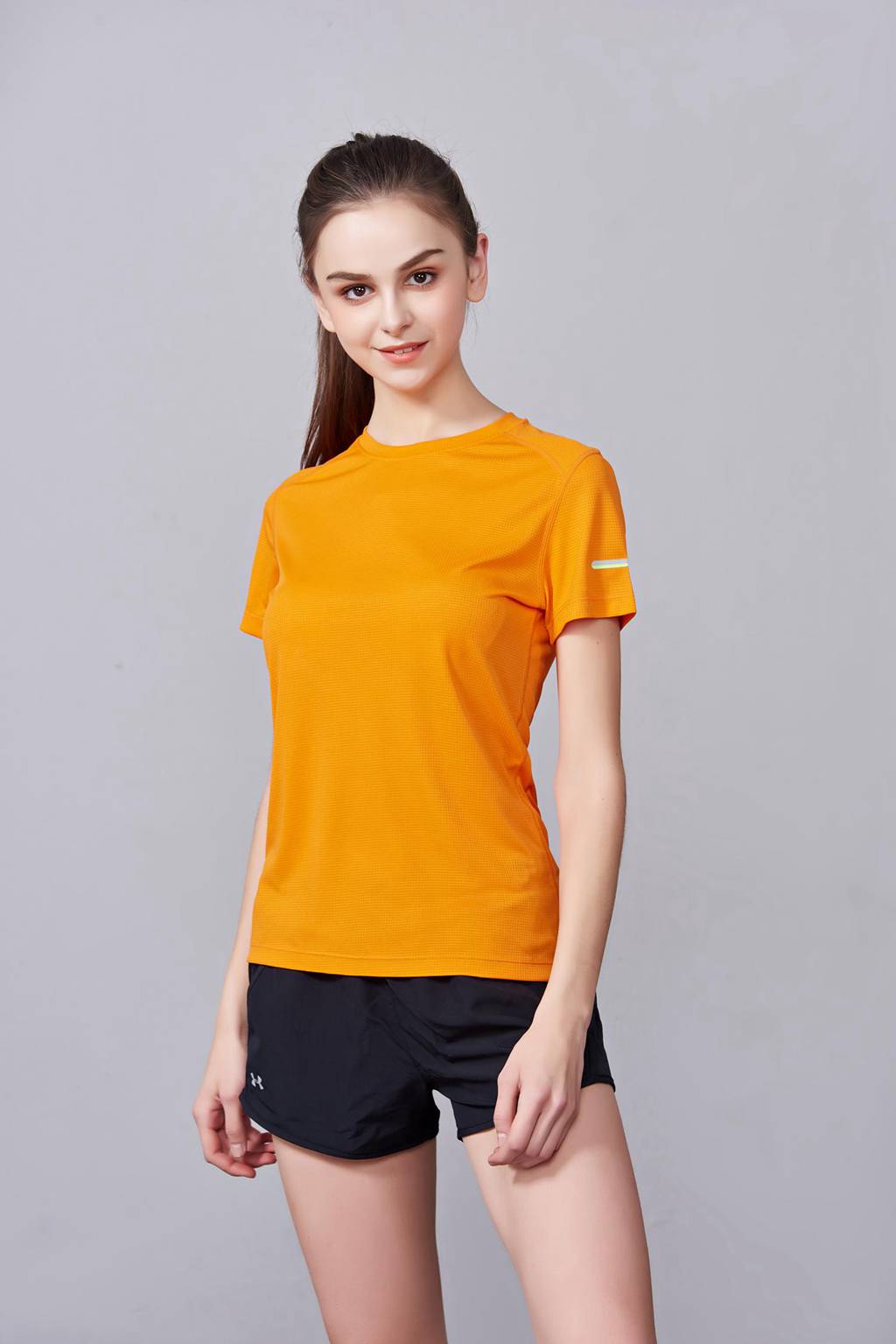 春夏季潮流新品 男女短袖上衣 时尚纯棉运动T恤衫 橘色