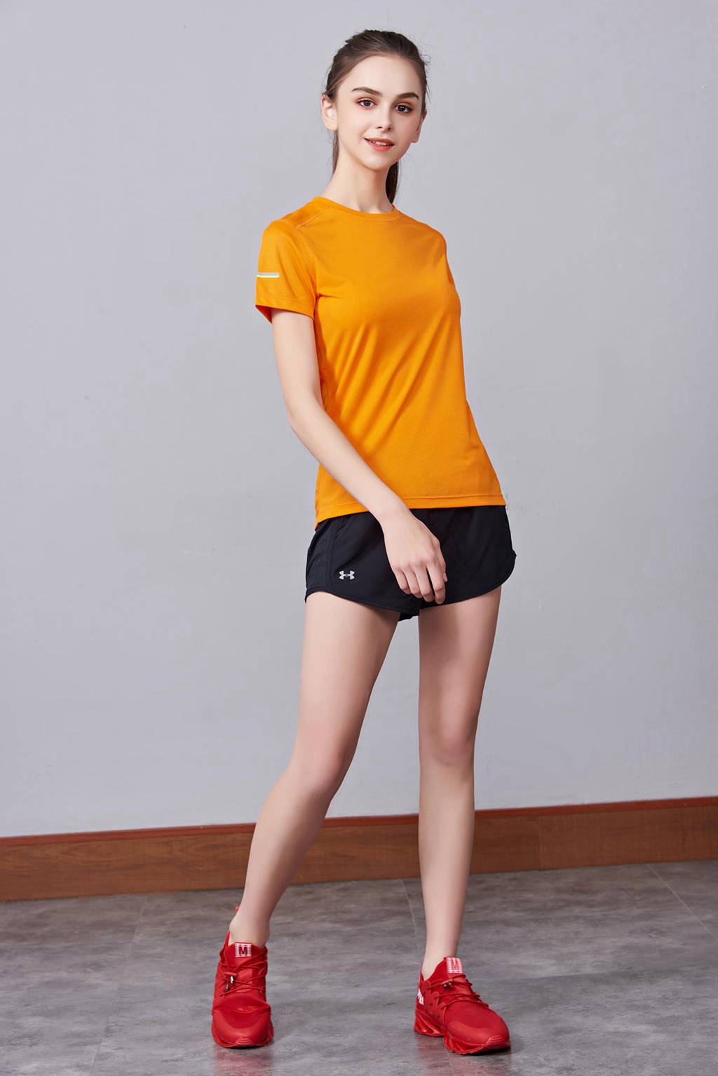 春夏季潮流新品 男女短袖上衣 时尚纯棉运动T恤衫 橘色